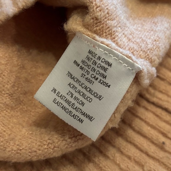 Moth by Anthropologie Cozy V-Neck Oversized Sweater - Blush Pink/Peach - Picture 7 of 7